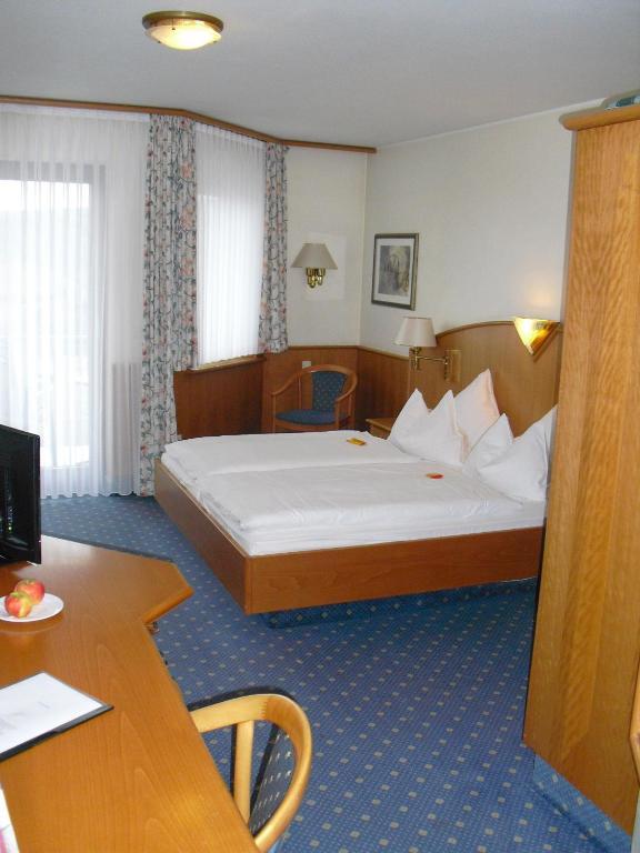 Hohenzollern Hotel บาดนอยเอินอาห์-อาร์ไวเลอร์ ห้อง รูปภาพ