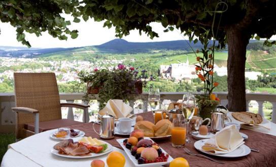 Hohenzollern Hotel บาดนอยเอินอาห์-อาร์ไวเลอร์ ภายนอก รูปภาพ